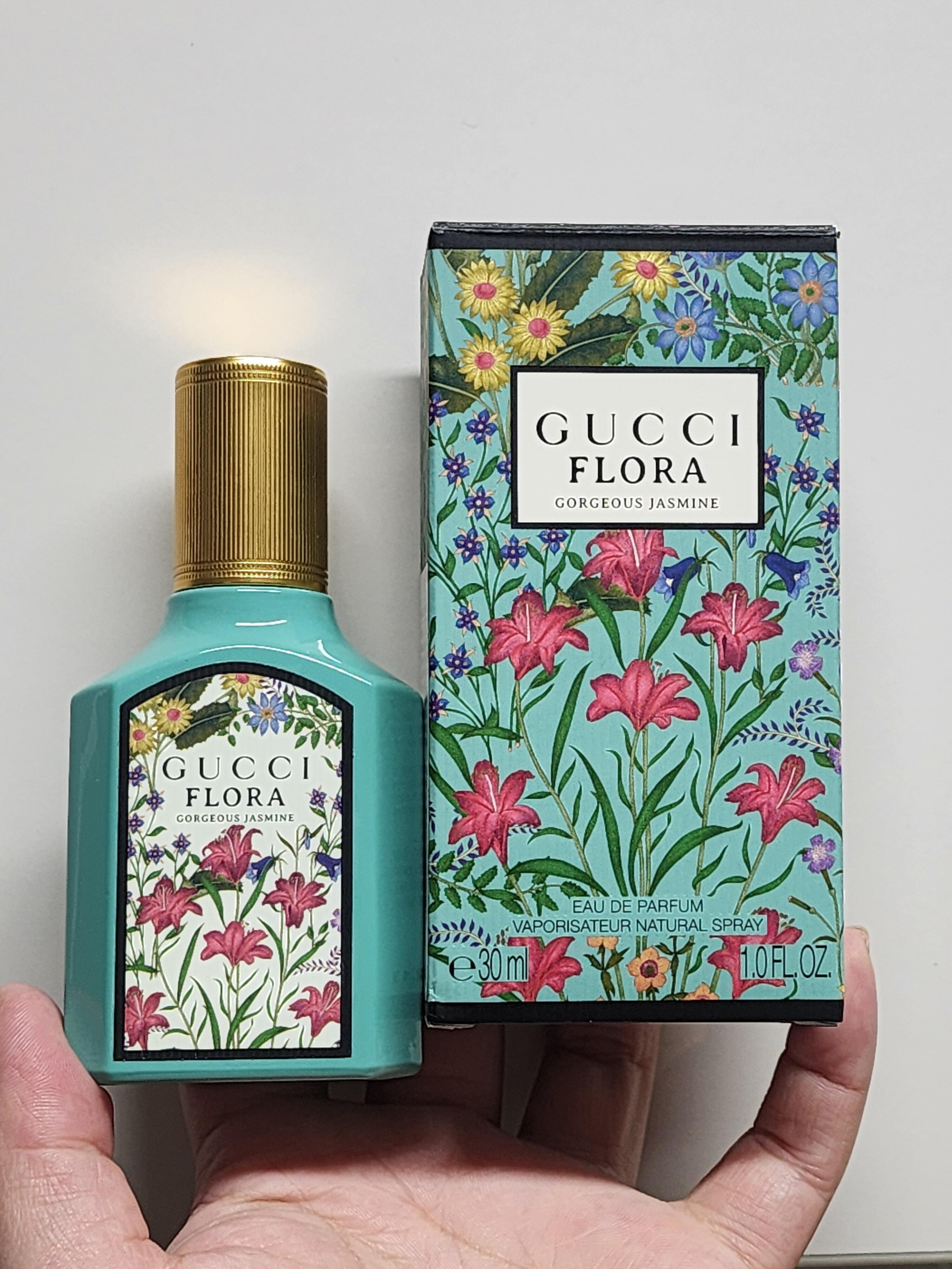 Kartika Ayu Fitriani review photo