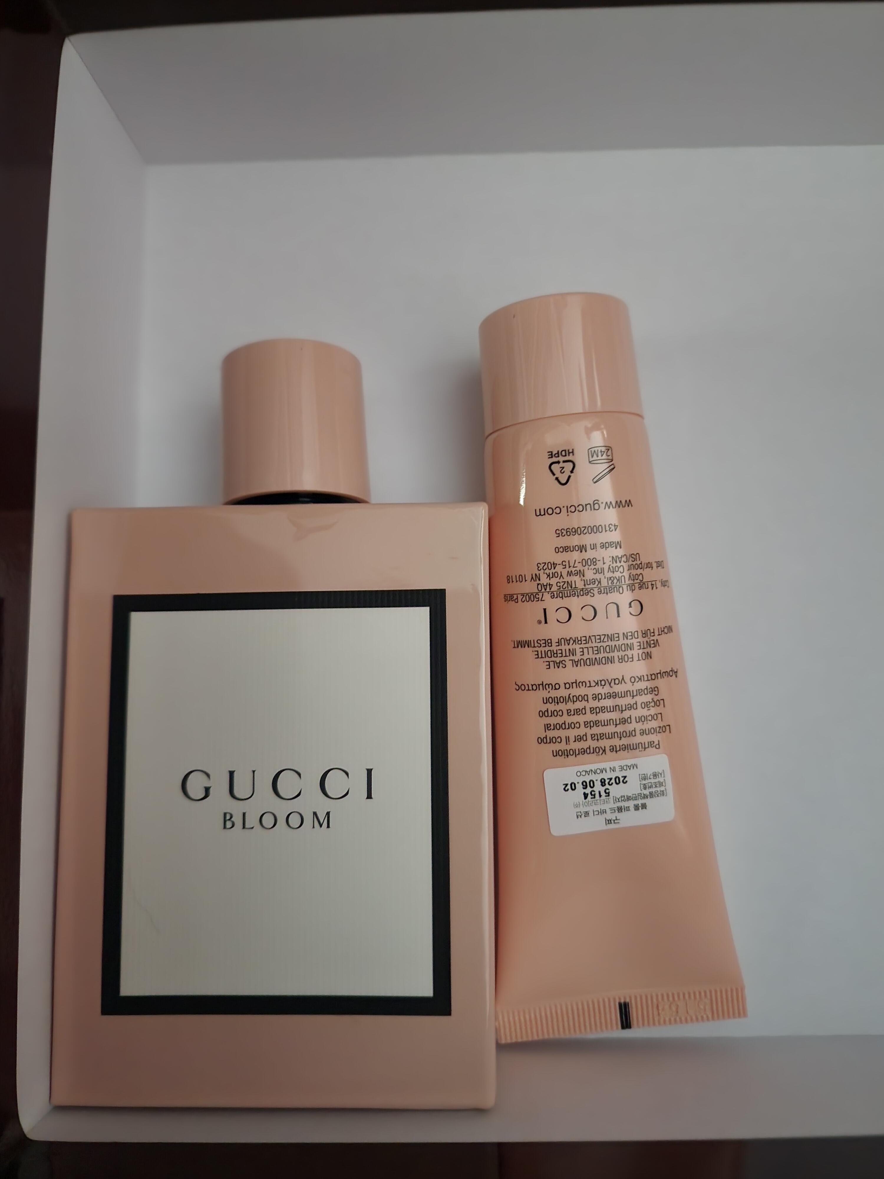송지우 review photo