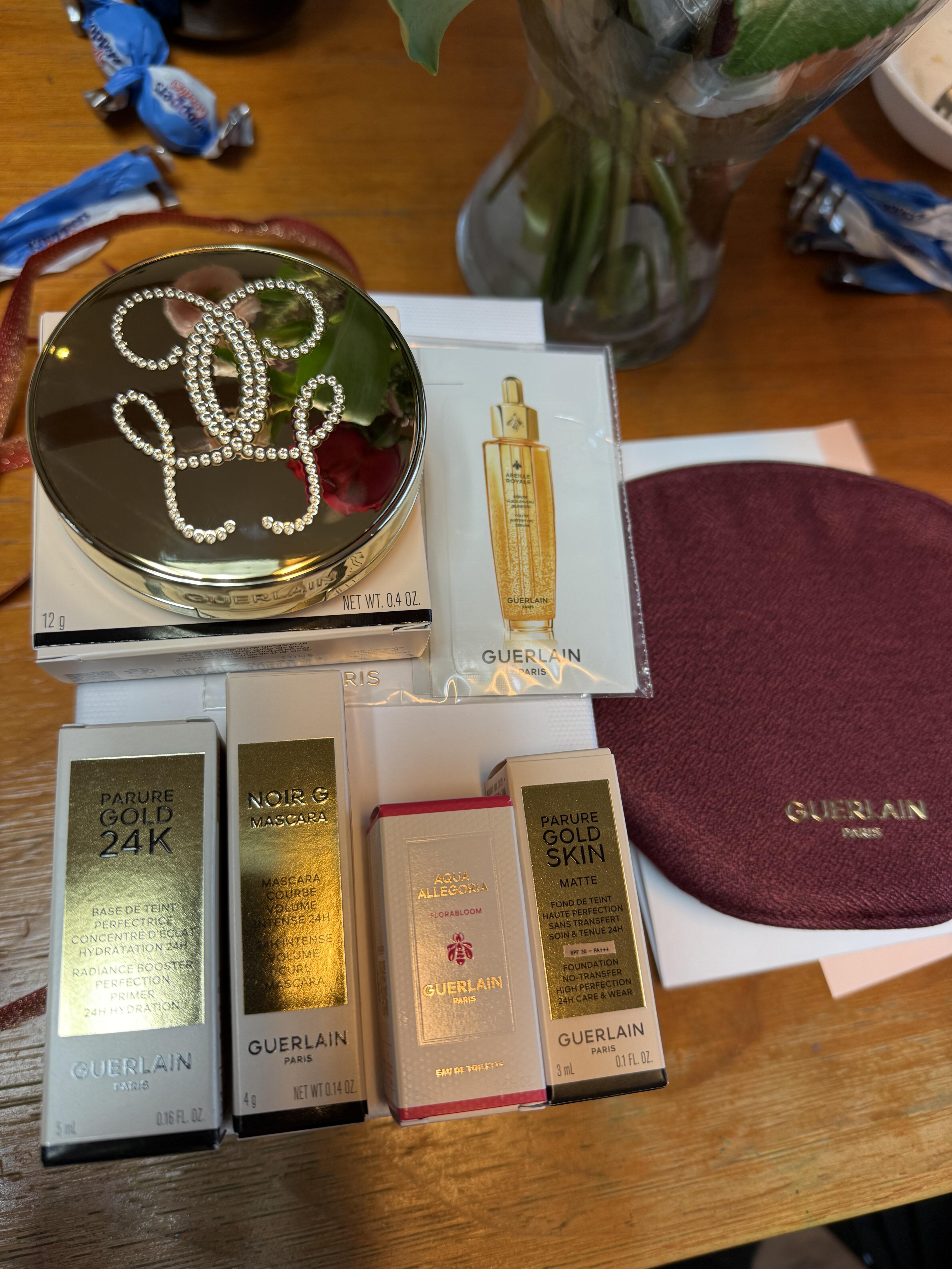 Yến Hồng Lê review photo