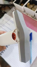 L.E. review photo