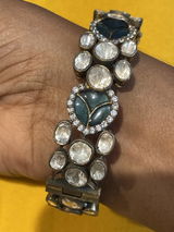 Divya review photo