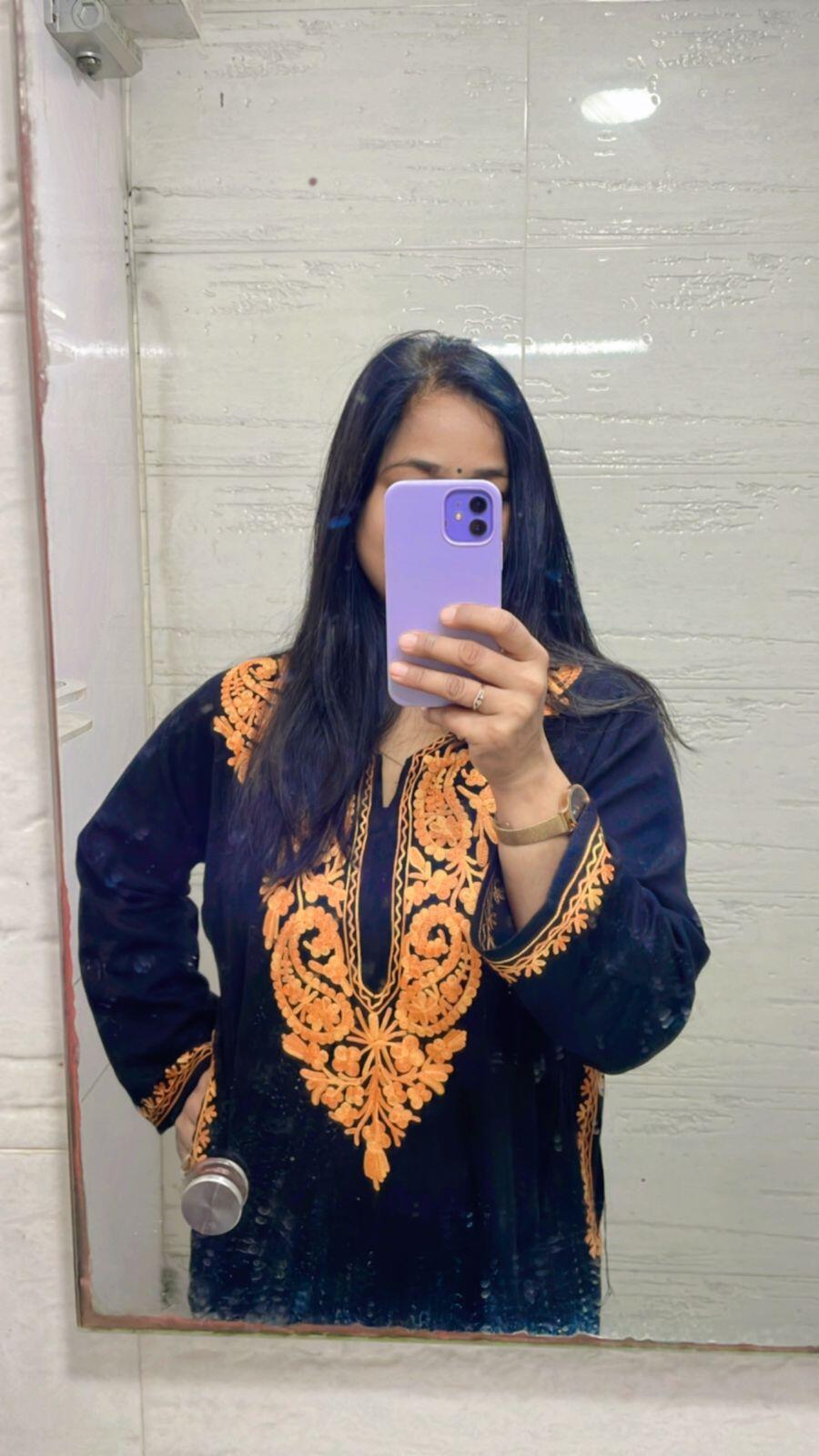 Astha Tiwari review photo