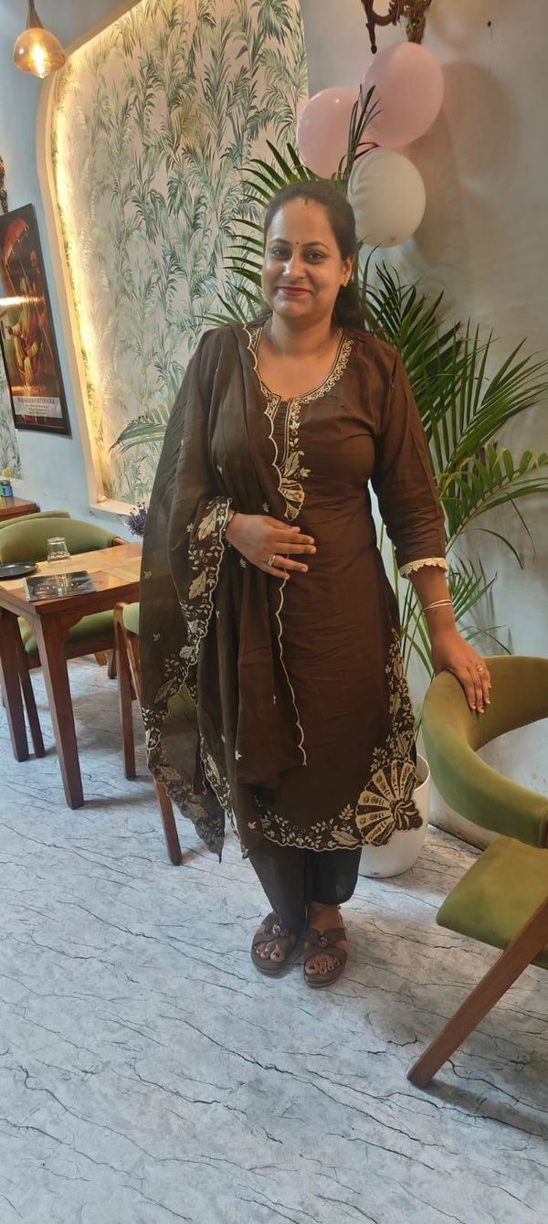 Manisha wearing Kasumbi By Anju