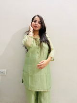 Sunidhi review photo