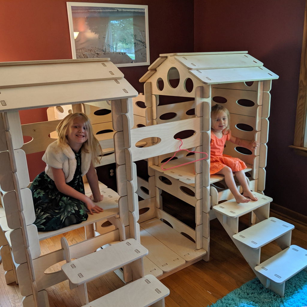 Montessori playhouse Build and Play