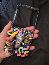 Momo (cheeezytaters) review photo