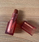 J. review photo