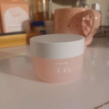 E. review photo