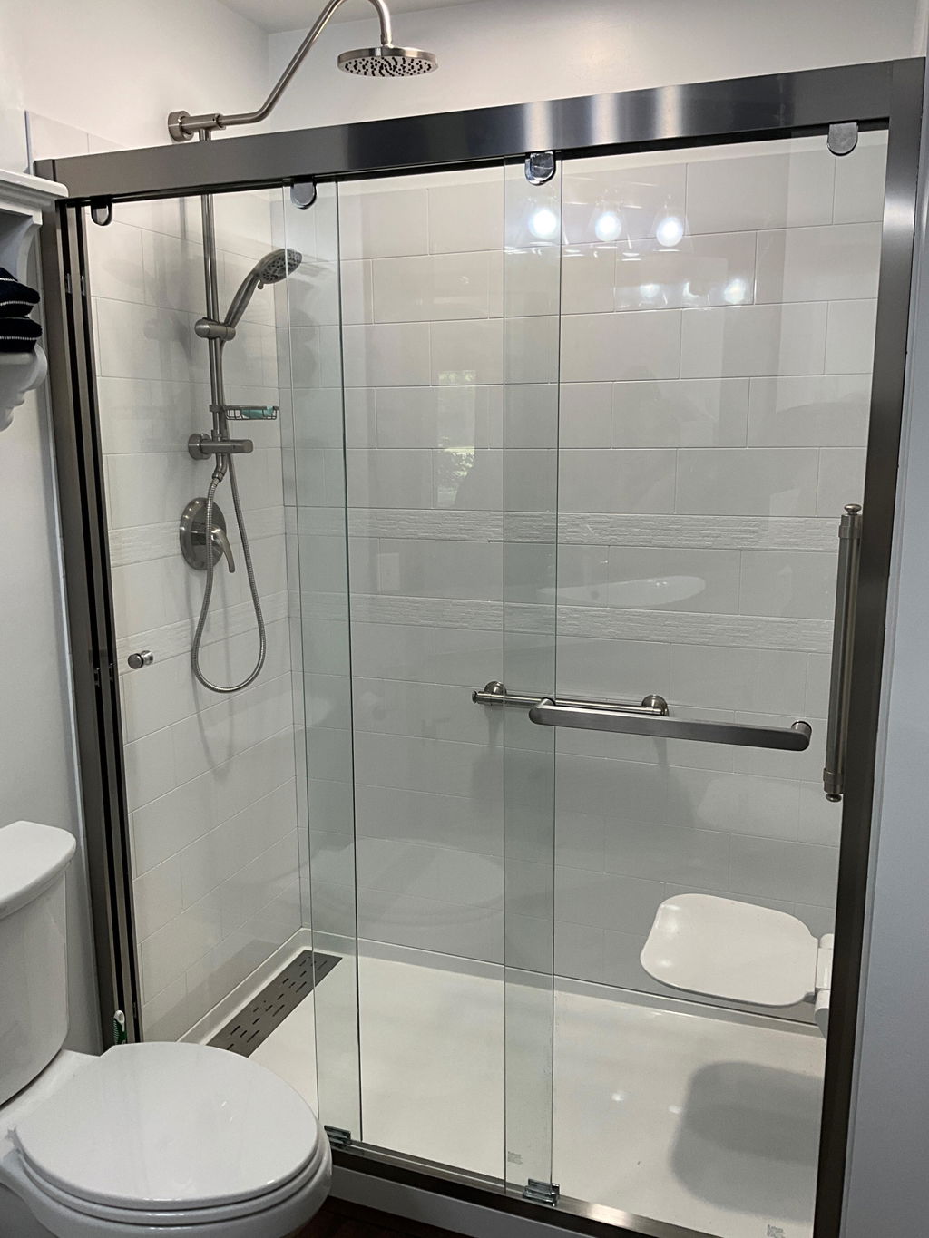 Belladonna Semi-Frameless Triple Sliding Shower Door