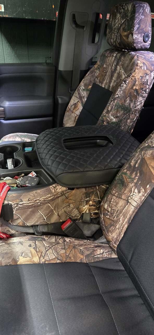 Center Console Armrest Cover Pad for Jump Seat 2019-2026 GMC Sierra 1500 2500 3500,2019-2026 Chevy Silverado 1500 2500 3500