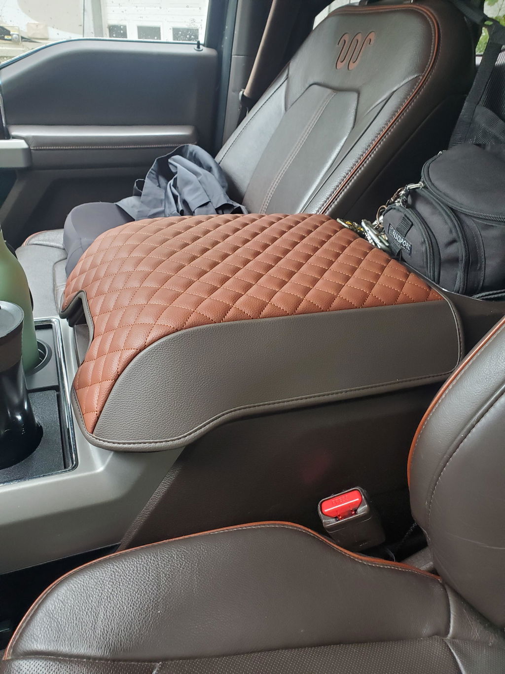 Center Console Armrest Cover Pad for Bucket Seat 2015-2020 Ford F150, 2017-2022 F250 F350 F450 F550 Super Duty, 2018-2024 Ford Expedition