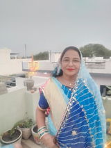 Dipti tiwari review photo
