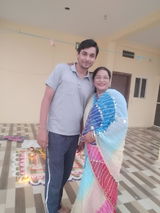 Dipti tiwari review photo