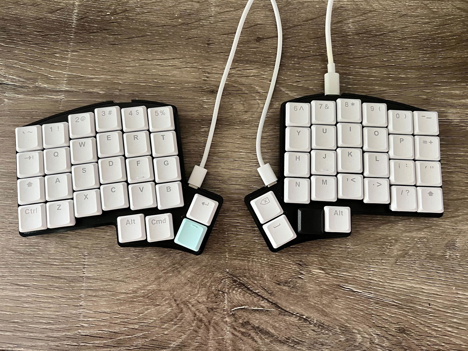 Keebio Iris LM low profile 分割キーボード Iris LM Keyboard | Keeb.io – Keebio