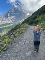 Two.little.expats review photo