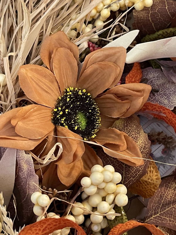 Liam M.'s Keepsake Bloom wreath at home