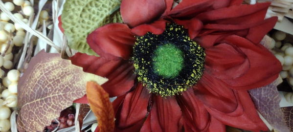 Harper H.'s Keepsake Bloom wreath at home