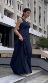 Shruti Sharma review photo