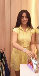 Ashoor Kaur review photo