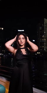 Zoya Sinha review photo
