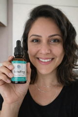 laura fernandez review photo