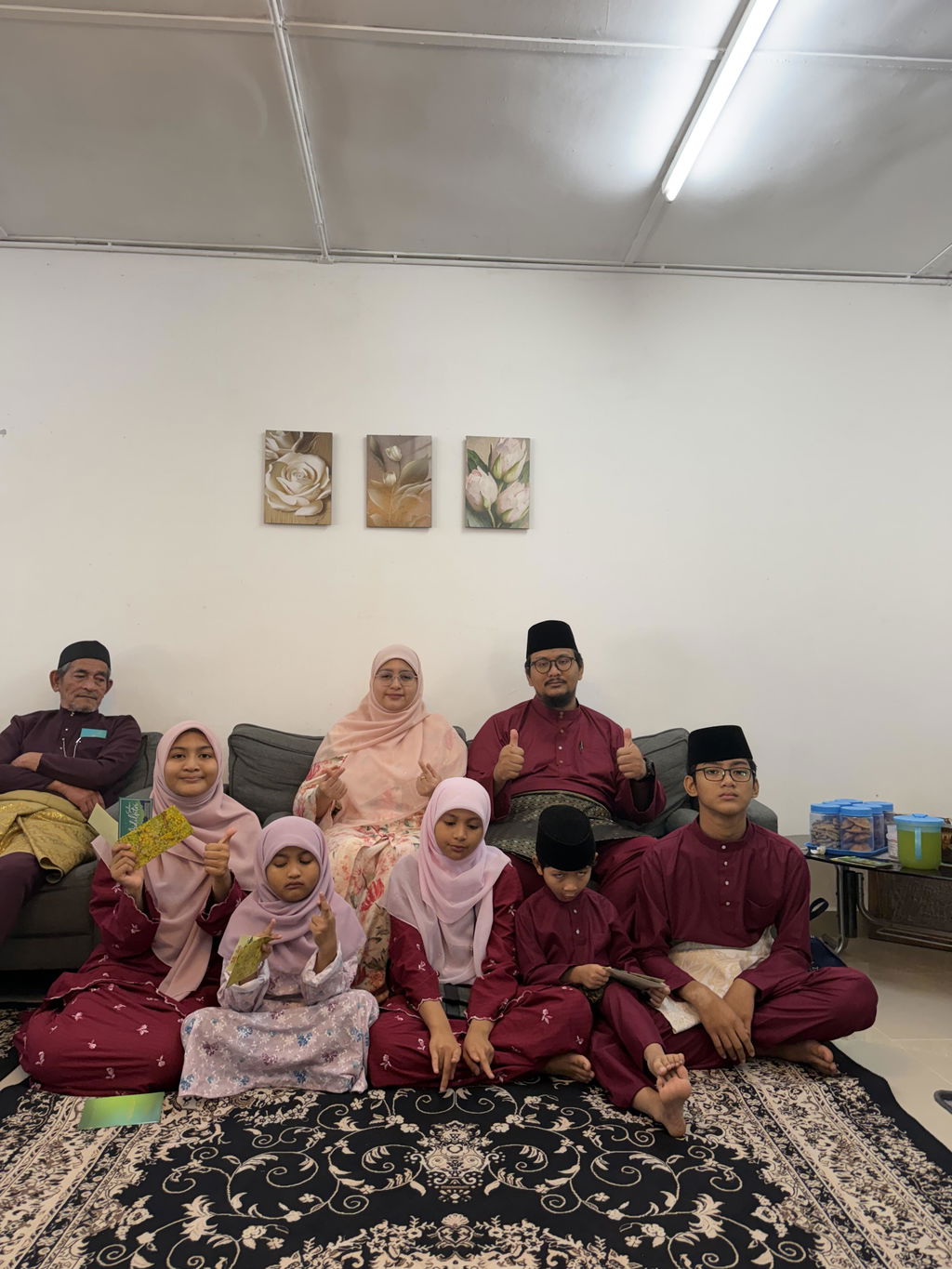 Samping Tampuk Kecepu - Hitam Emas