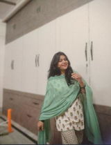 Kavya Sharma review photo