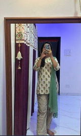 Neha Ghadge review photo