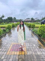 Sayali Salunke review photo