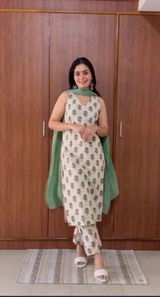Debasmita Dhar review photo
