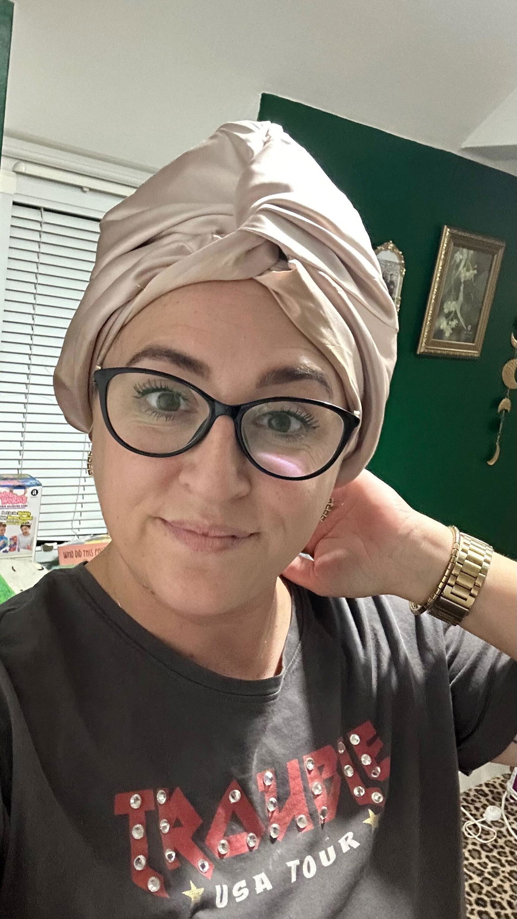 NEW Pretty Pink Classic Bonnet - Fuller Volume