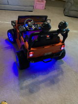 Justin Rowell review photo