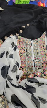 hira review photo