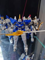 L. review photo