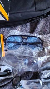 Shopper review photo