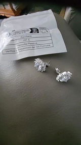 L***e review photo