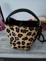 Bolso bucket en Piel Pregato Alessia Premium Leopardo