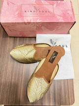 Seema review photo