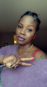India Moore review photo