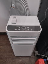 Linda review photo