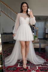 Leona Bach review photo