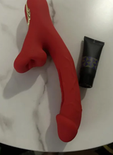 M******n review photo