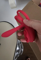 M****e review photo