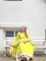 Dhruvi . review photo