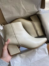 M.L. review photo