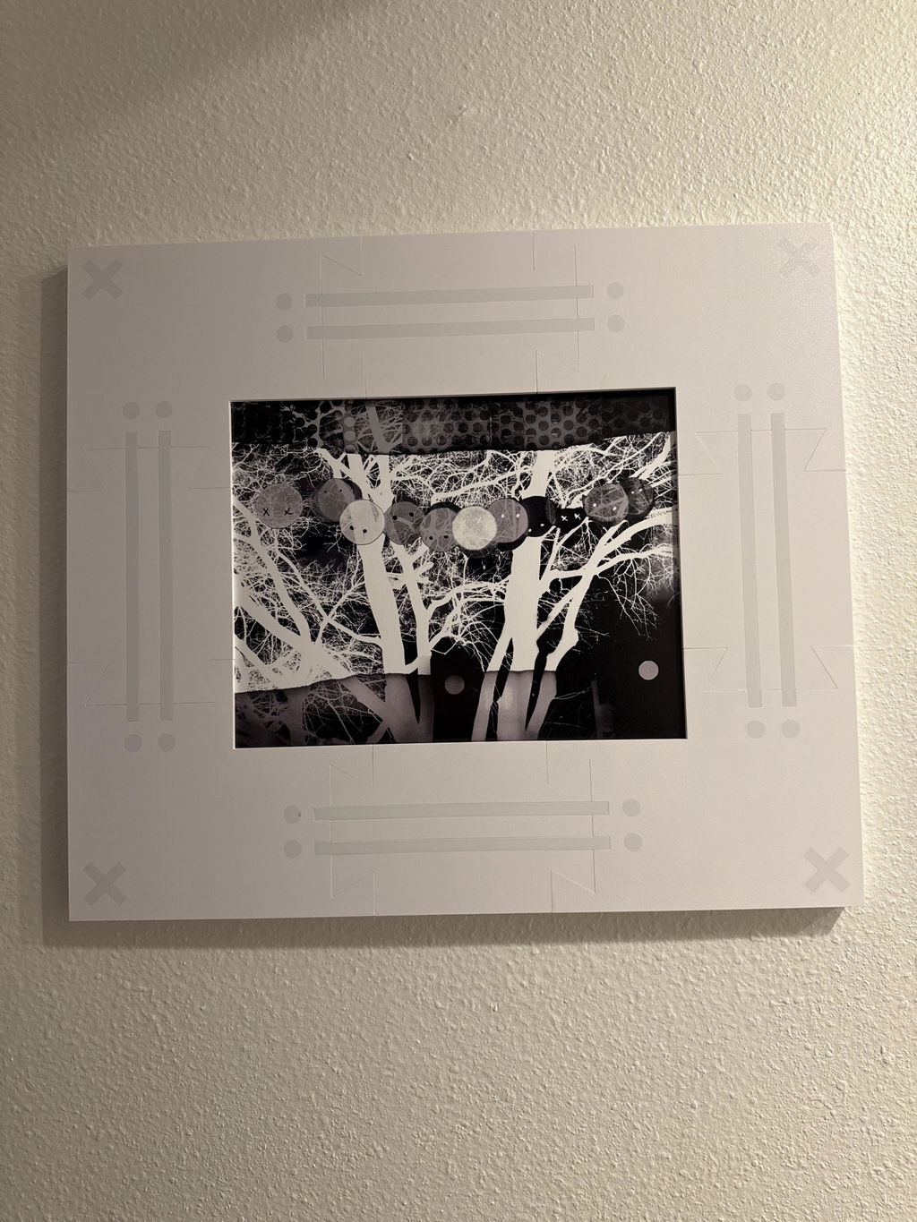 "Snow Night of Fright and Slow Glow" - Kb Echo Frame, Nascent Edition, the First Batch