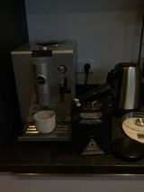 A.v.d.B. review photo
