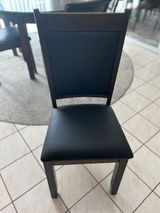 MK review photo