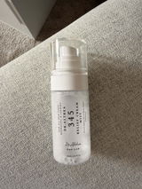 Anonīms review photo