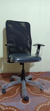 Comfartable chair and worth money review photo